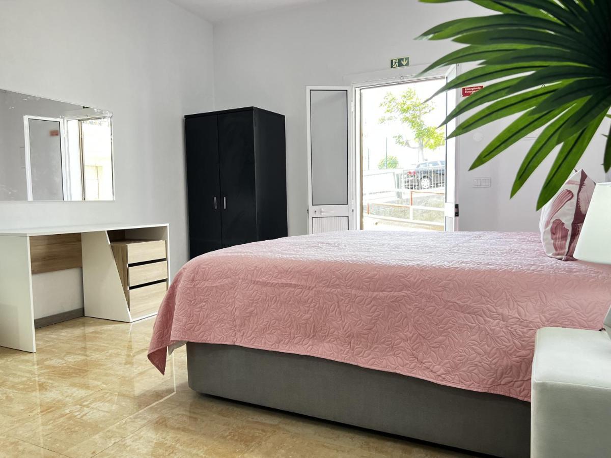 קניסל Studio Home Away From Home מראה חיצוני תמונה